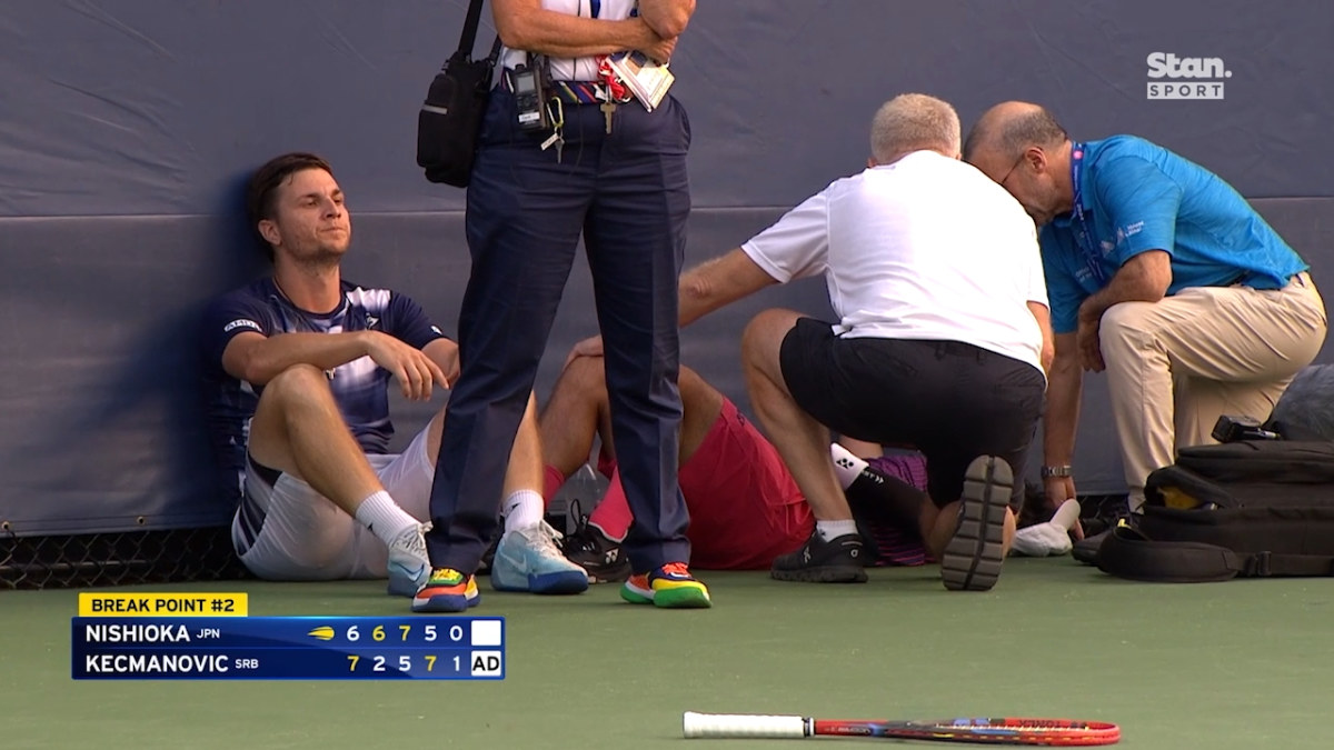 'Dificuldade para respirar': Momento emocionante após Yoshihito Nishioka desmaiar na quadra do US Open