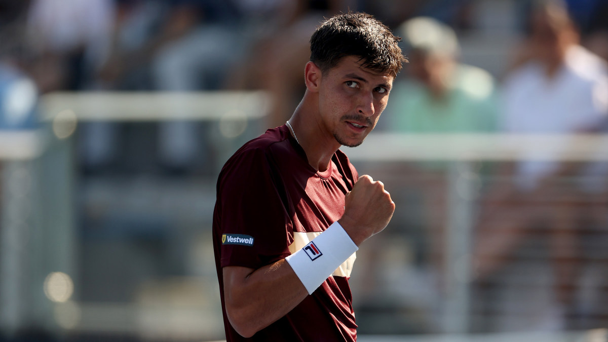 Alexei Popyrin prepara provável confronto com Novak Djokovic enquanto companheiros australianos lutam em Nova York