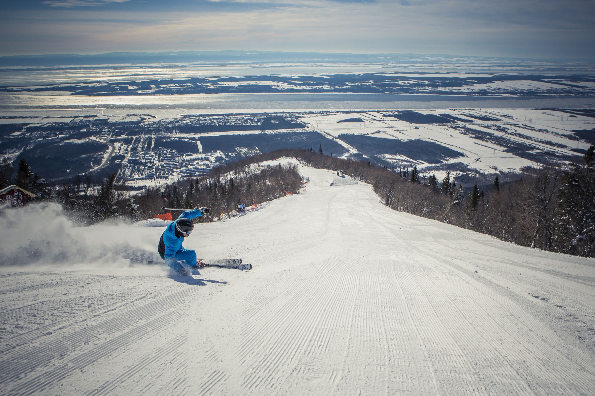 SensationalSpringSkiRunsCreditMontSainteAnneResort 2