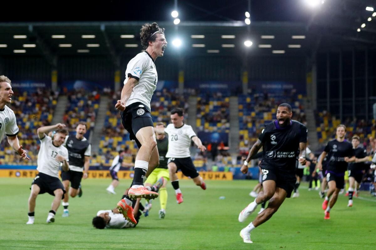 Merlin Röhl of Germany U21