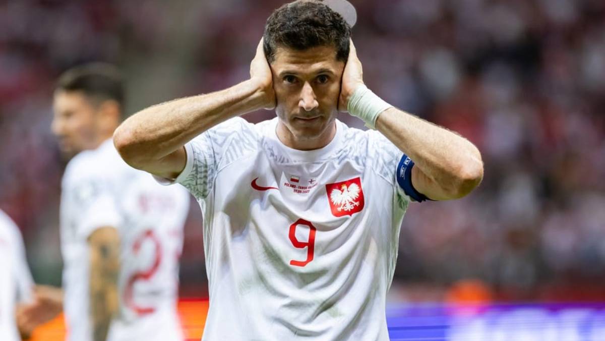 Robert Lewandowski playing football for Poland