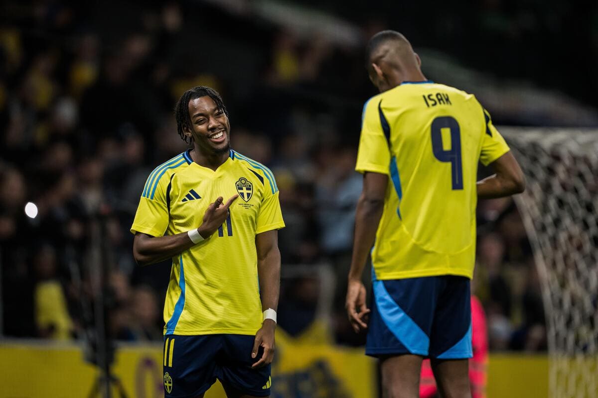 Anthony Elanga and Alexander Isak