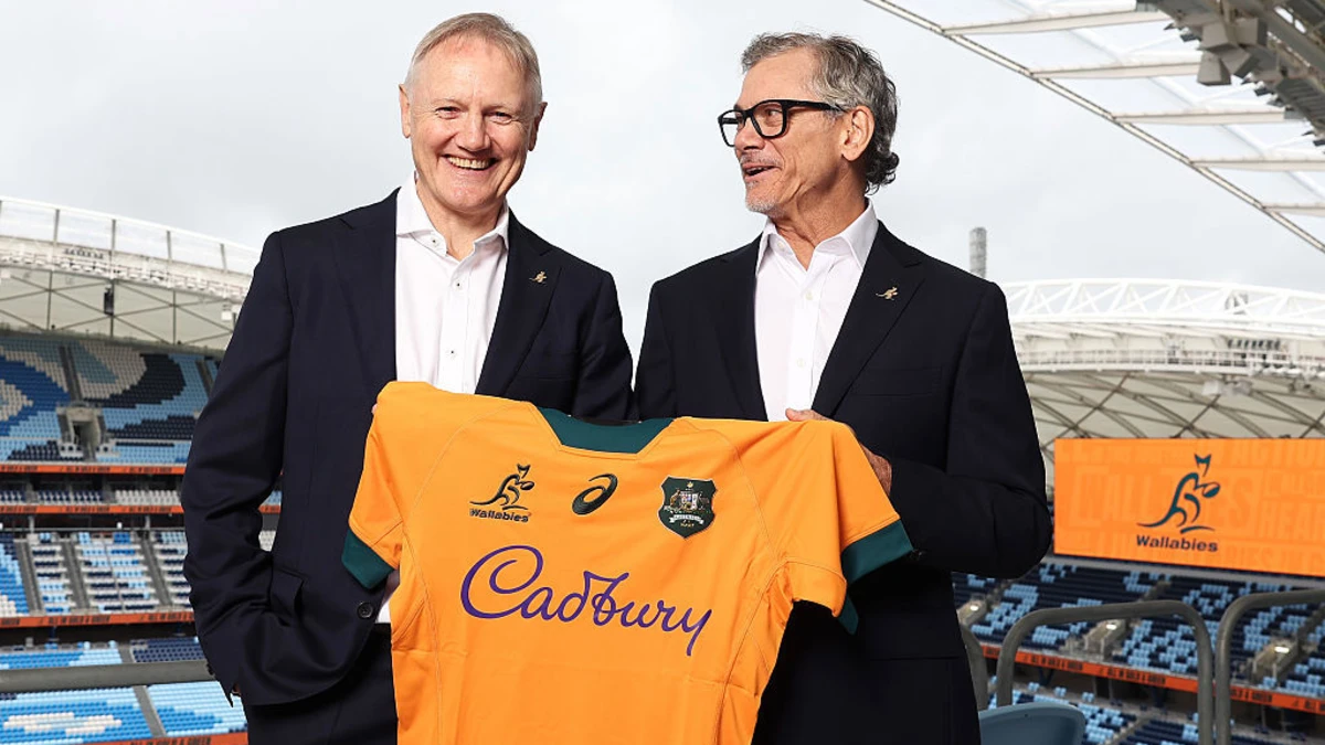 Esquadrão de Wallabies nomeado para acampamento de Sydney, Joe Schmidt, transferência de treinador de Les Kiss explicada