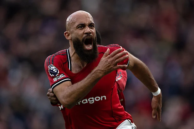 Bryan Mbeumo, do Manchester United, comemora o primeiro gol de seu time.