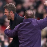 Resultado Manchester United x Manchester City, notícias de Michael Carrick, destaques, gols, vídeo, reação à vitória frustrante