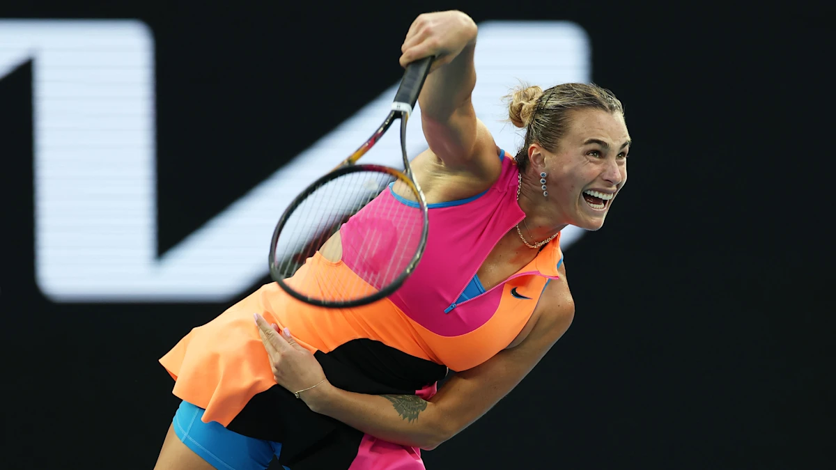 Ordem de jogo; Aryna Sabalenka se livra do susto para tirar uma selfie com Federer e Laver Alexander Zverev proposta de um homem na multidão; Vídeo da reação da multidão de Yulia Putintseva; Talia Gibson chega ao segundo round com vitória em dois sets, Aryna Sabalenka e Carlos Alcaraz em ação no primeiro round