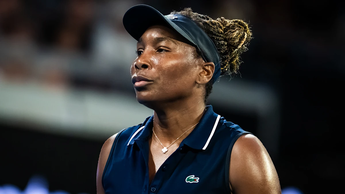 Venus Williams bate recorde, mas perde para Olga Danilovic no primeiro round