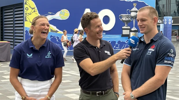 Maddison Levi, Chris Stubbs e Max Jorgensen.