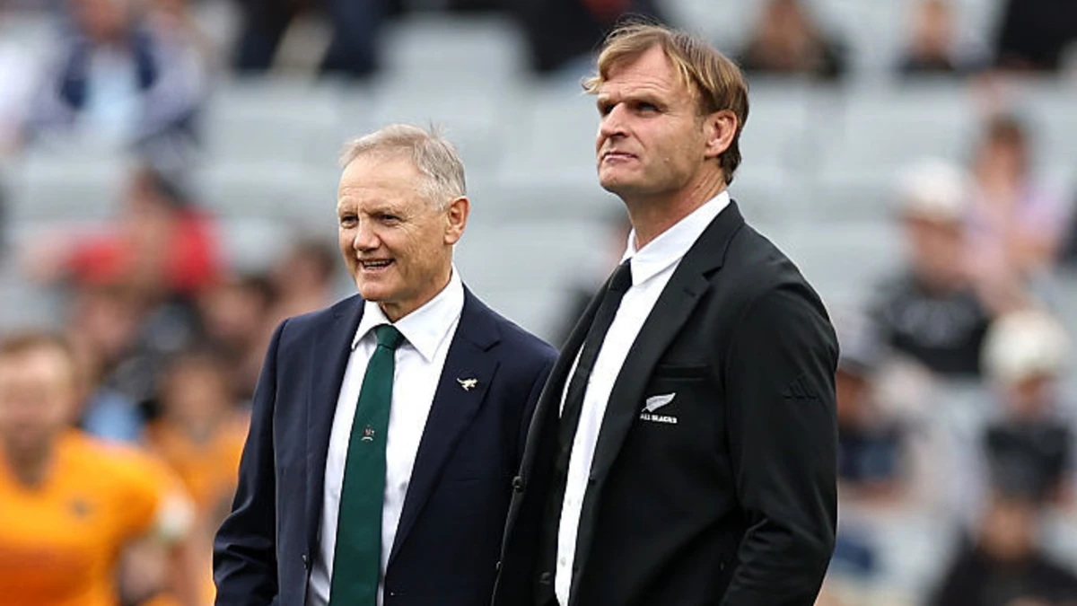 Atualização do treinamento do All Blacks, Joe Schmidt, entrevista exclusiva da estrela dos Wallabies, Max Jorgensen, demissão de Scott Robertson