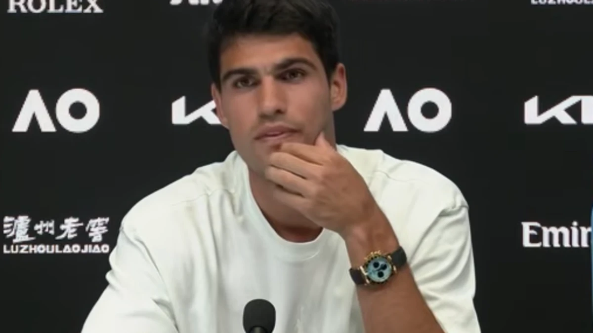 Carlos Alcaraz diz que a lesão na perna não parecia cãibra antes do polêmico intervalo médico; Alex Zverev