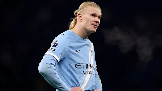 Erling Haaland, do Manchester City, reage após empatar com o Chelsea.