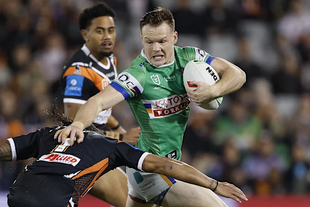 Ethan Strange em ação pelos Raiders durante sua temporada de 2025.