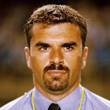 O técnico do South Melbourne, Ange Postecoglou, durante o Campeonato Mundial de Clubes da FIFA.