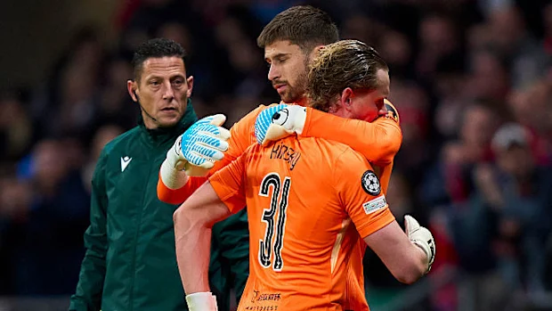 Guglielmo Vicario consola Antonin Kinsky.