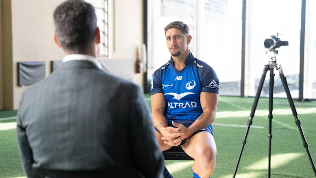 Zac Lomax conversa com Michael Atkinson da Stan Sport.