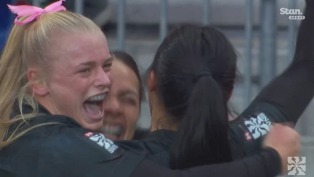 A Nova Zelândia comemora a vitória.