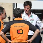 McLaren aponta o dedo para a Mercedes após desastre atingir Oscar Piastri, Lando Norris, Grande Prêmio da China
