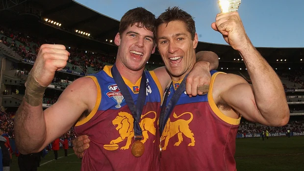 Jonathan BrownAlastair Lynch