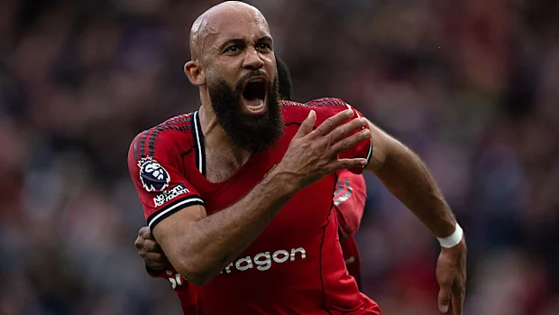 Bryan Mbeumo, do Manchester United, comemora o primeiro gol de seu time.