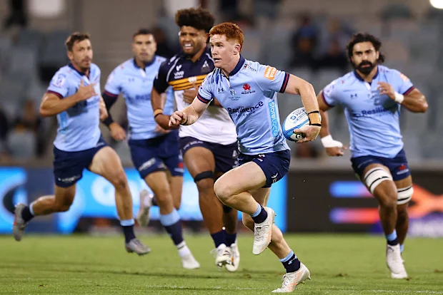 Sid Harvey dos Waratahs em ação durante a sétima rodada da partida do Super Rugby.