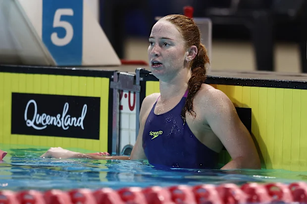 GOLD COAST, AUSTRÁLIA - 06 DE ABRIL: Mollie O'Callaghan comemora a vitória nos 100m livres femininos durante o Aberto da Austrália de Natação de 2026 no Gold Coast Aquatic Centre em 06 de abril de 2026 em Gold Coast, Austrália. (Foto de Chris Hyde/Getty Images)