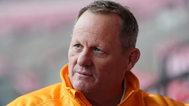 O técnico da Austrália, Kevin Walters, durante um evento de lançamento no Estádio de Wembley, em Londres. Data da foto: terça-feira, 21 de outubro de 2025. (Foto de Ben Whitley/PA Images via Getty Images)