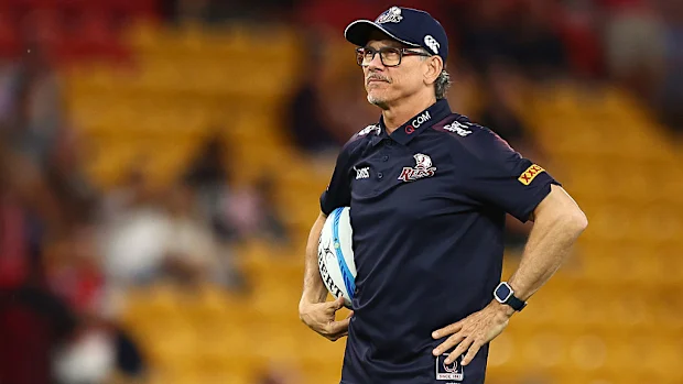 O técnico dos Reds, Les Kiss, no Suncorp Stadium.