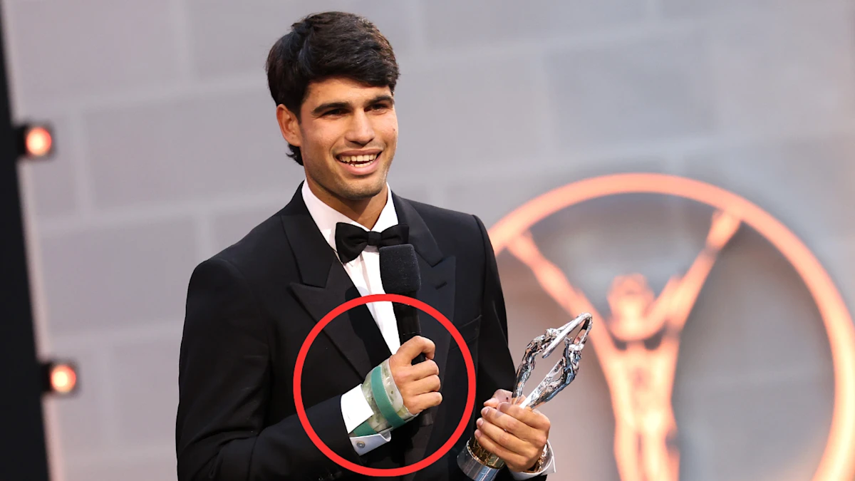 Carlos Alcaraz em dúvida para o Aberto da França em Roland Garros devido a lesão no pulso