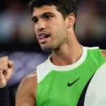 Carlos Alcaraz está fora de Roland Garros devido a lesão no pulso