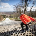 Encosta seca onde Eddie, a águia, esquiou nos primeiros anos à venda