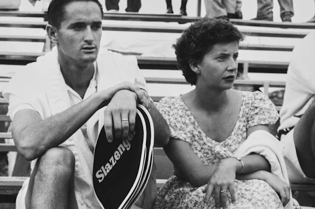 Mal Anderson com sua esposa, Daphne, em 1958.