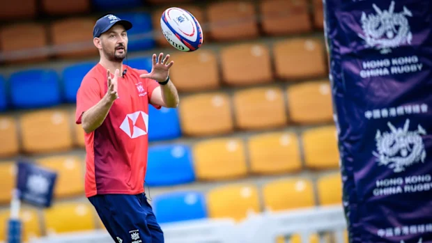 Treinador de Hong Kong, Logan Asplin.