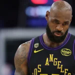 Playoffs da NBA 2026: pergunta sobre aposentadoria de LeBron James após LA Lakers x Oklahoma City Thunder jogo 4, vídeo, resultado