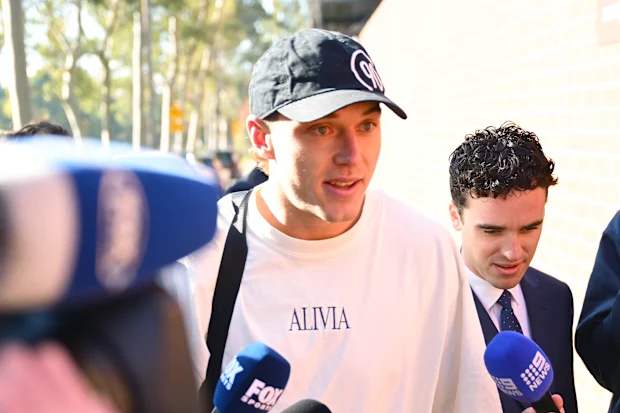 Patrick Cripps, do Blues, chega a Ikon Park após a saída do técnico Michael Voss.