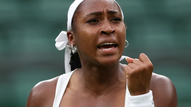 Coco Gauff durante a partida da primeira rodada de simples feminino no segundo dia do The Championships Wimbledon 2025 no All England Lawn Tennis and Croquet Club em 1º de julho de 2025 em Londres, Inglaterra. 