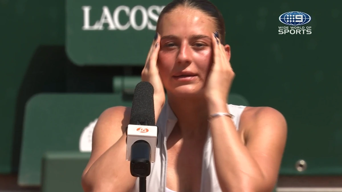 Notícias do tênis do Aberto da França de 2026, casa da família Marta Kostyuk na Ucrânia quase atingida por um míssil, vence Oksana Selekhmeteva