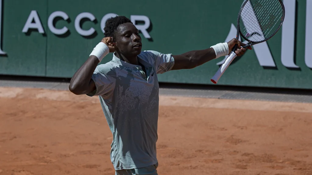 Aberto da França 2026: Moïse Kouamé faz história em Roland Garros em meio a grande entusiasmo