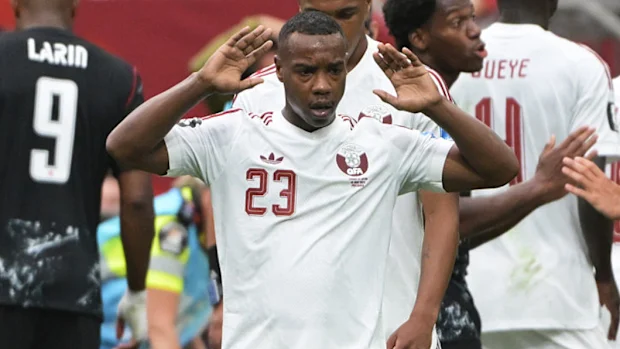 Assim Madibo ficou chocado ao ver a perna de Ismael Kone.
