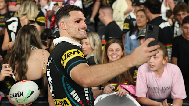 Cleary liderava a tabela de classificação do Dally M quando foi a portas fechadas após a 12ª rodada.