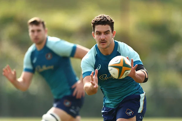 Josh Nasser durante uma sessão de treinamento dos Wallabies no Ballymore Stadium.