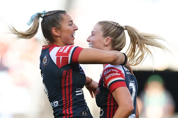 A dupla de metades do Galo foi convocada para representar a Austrália.