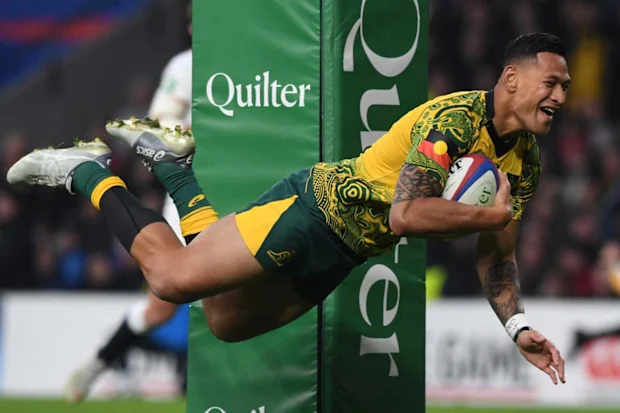 Israel Folau marcou um try contra a Inglaterra no ano passado.